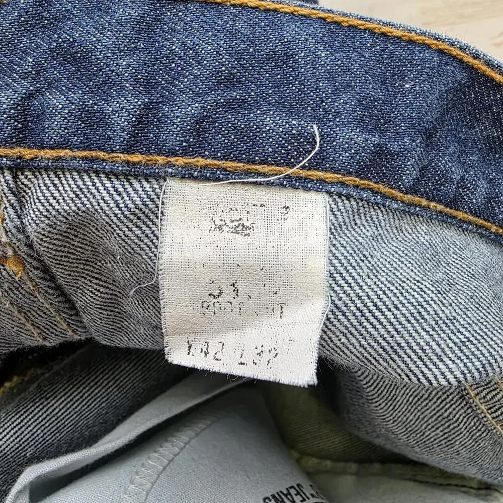 Vintage Levi’s 517 Blue Jeans Men’s 42x30 (raw hem) Boot Cut Y2K Grunge Western